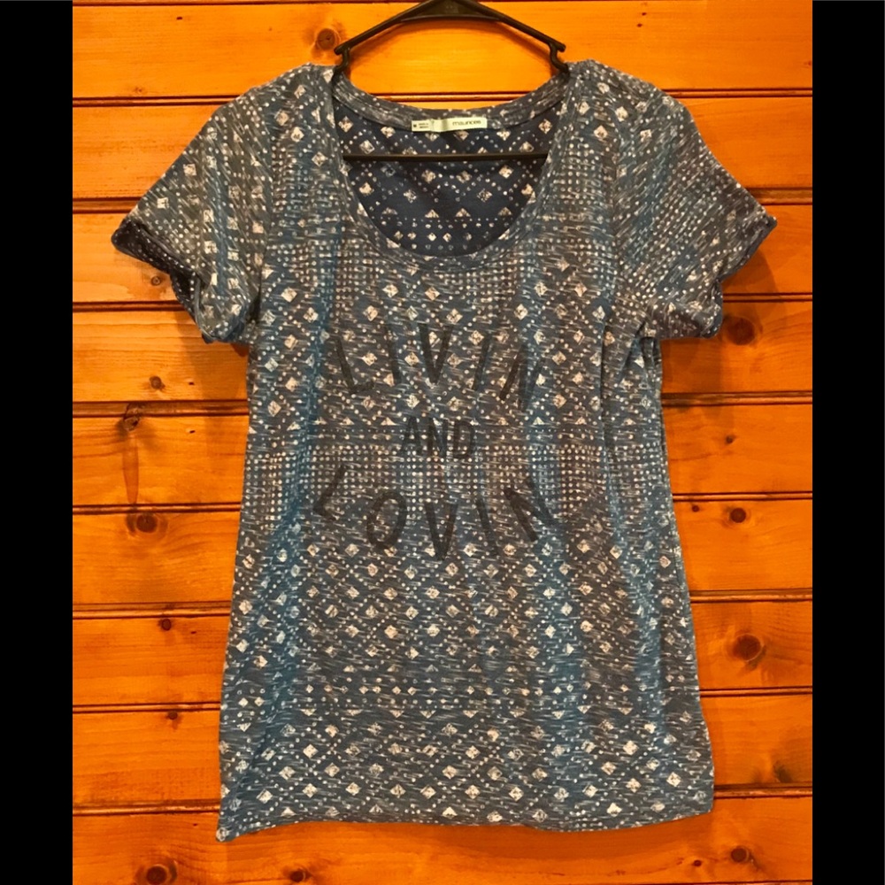 Women’s shirt